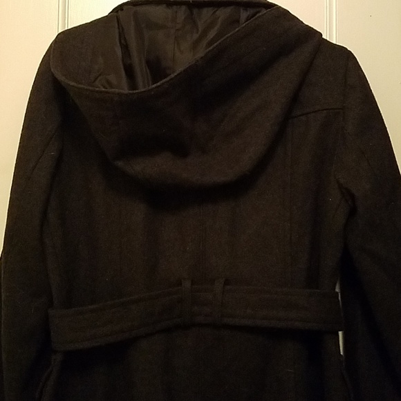 Coat - Picture 5 of 8